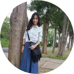 Dok Mai Lai Pad Klon