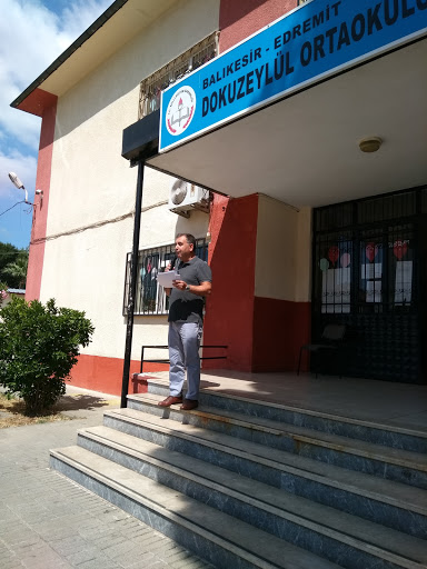 Dokuzeylul Ortaokulu - School in Edremit