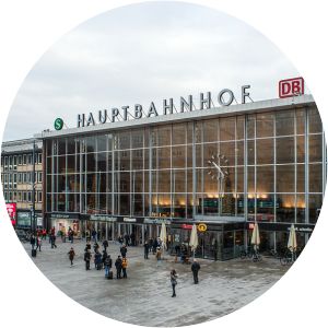 Dom/Hauptbahnhof - 