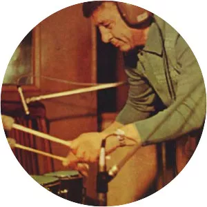 Domingo Cura - Musician