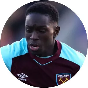 Domingos Quina - Football player