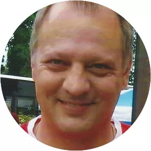 Dominique Herr - Football player