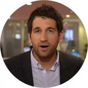 Dominique Tenza - Journalist