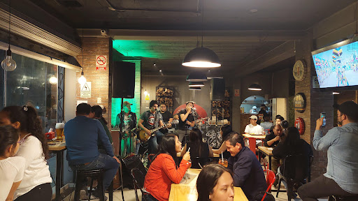 DOMO RESTOBAR - Restaurant