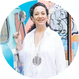 Döne Otyam - Fikret Otyam's daughter