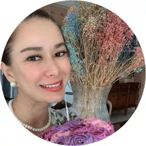 Donna Latief photograph