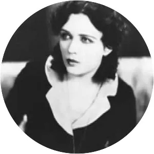 Dora Gerson - German singer