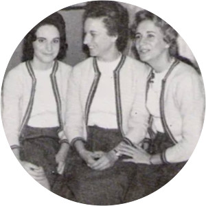 Dora McKamey - Singer ‧ Peg McKamey Bean's sister