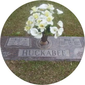 Dorsey Wiles Huckabee - Mike Huckabee's father