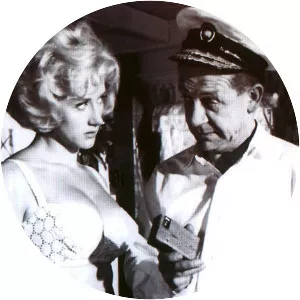 Double Bunk - 1961 ‧ Black and white/Comedy ‧ 1h 32m