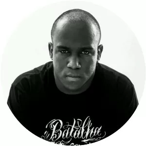 Douglas Din - Musical artist