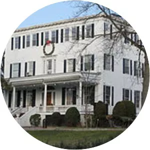 Douglaston Historic District