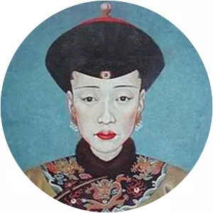 Dowager Noble Consort Wan - Qianlong Emperor's wife