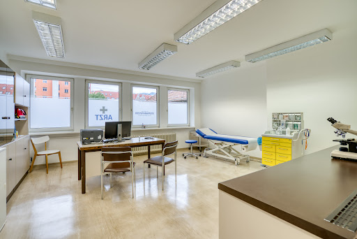 Dr. med. univ. Stephan Putzer