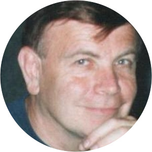 Dr William J Knaus - Author