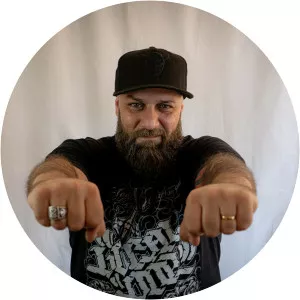 Du Moreira - Musical artist