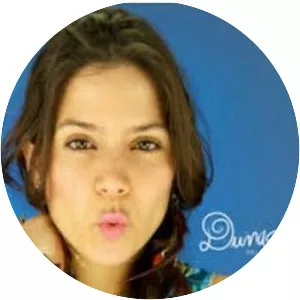 Duina Del Mar - Singer