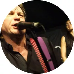 Duncan Reid and the Big Heads