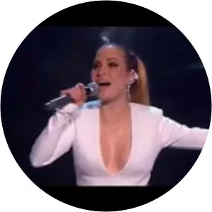 Dunja Vujadinović - Singer