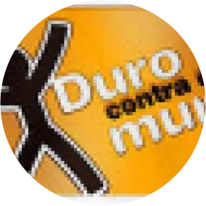 Duro contra el muro (Duro contra el mundo)