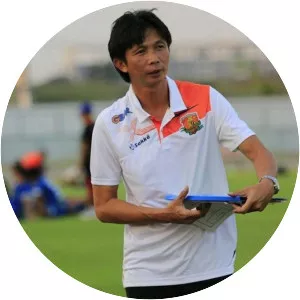 Dusit Chalermsan - Thai football coach