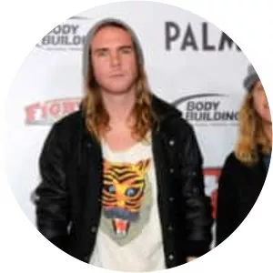 Dustin Bushnell - Musical artist