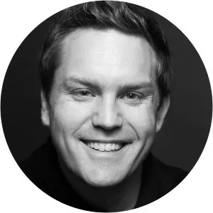 Dustin Grinnell - Author