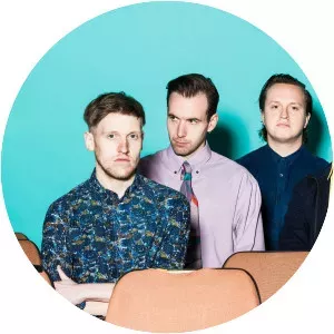 Dutch Uncles - Pop band