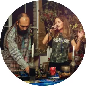 Dva Dereva - Musical band