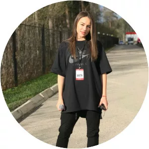 Dvoretskaya - Musical artist