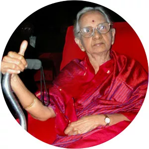 Dwivedula Visalakshi