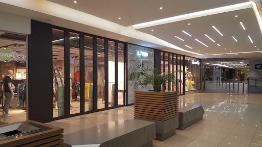 E.C. Glass And Aluminium photograph