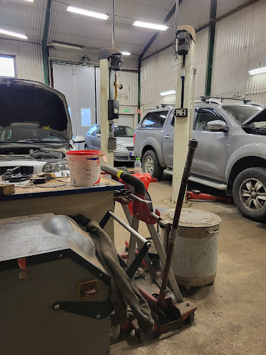 E.E Bilskade Center - School in Lerum, Sweden