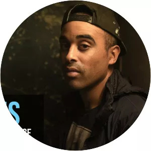 E. sy Kennenga - Vocalist