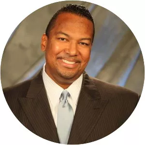 Earl Harris, Jr. - Politician