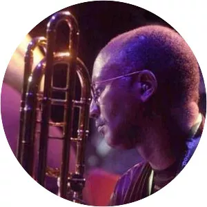 Earl McIntyre - Musician