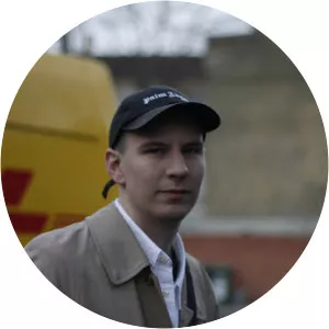 Eauki - Musical artist