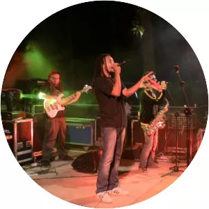 Eazy Skankers - Musical group