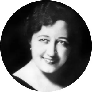 Ebe Stignani - Italian opera singer