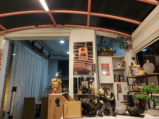 Ebruli Cafe ve ev yemekleri - Cafe