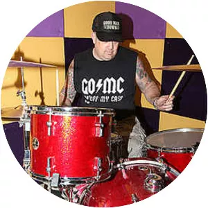 Ed Udhus - Musical artist