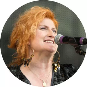 Eddi Reader - Scottish singer-songwriter