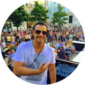 Eddie Ferrer - Musical artist