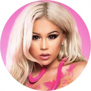 Eden The Doll - YouTuber