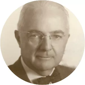 Edgar W. Hiestand