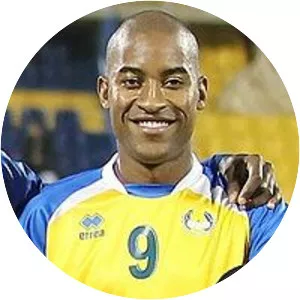 Edmílson dos Santos Silva