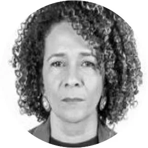 Edna Luzia Almeida Sampaio