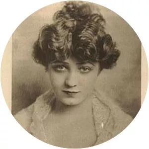 Edna Mayo