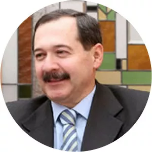 Eduardo Cifuentes Muñoz