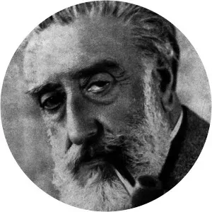 Eduardo Hernandez Pacheco (. . .